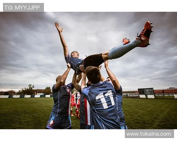 想搞足球的你是否准备好迎接挑战与激情的赛场生活